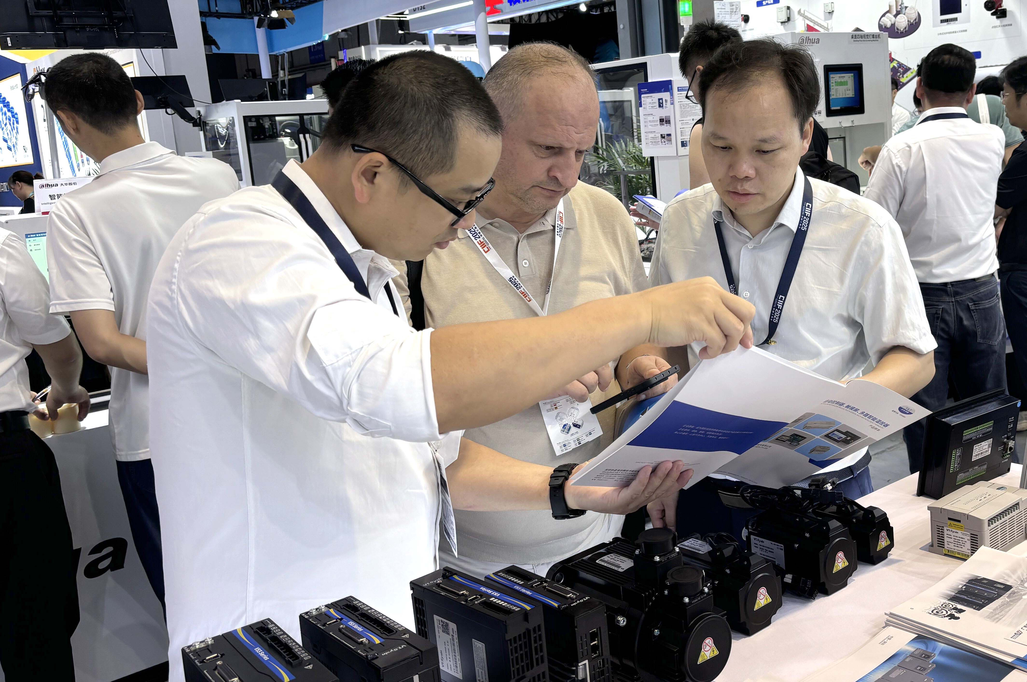 67361c顶级游戏娱乐华腾2025上海工博会圆满收官！